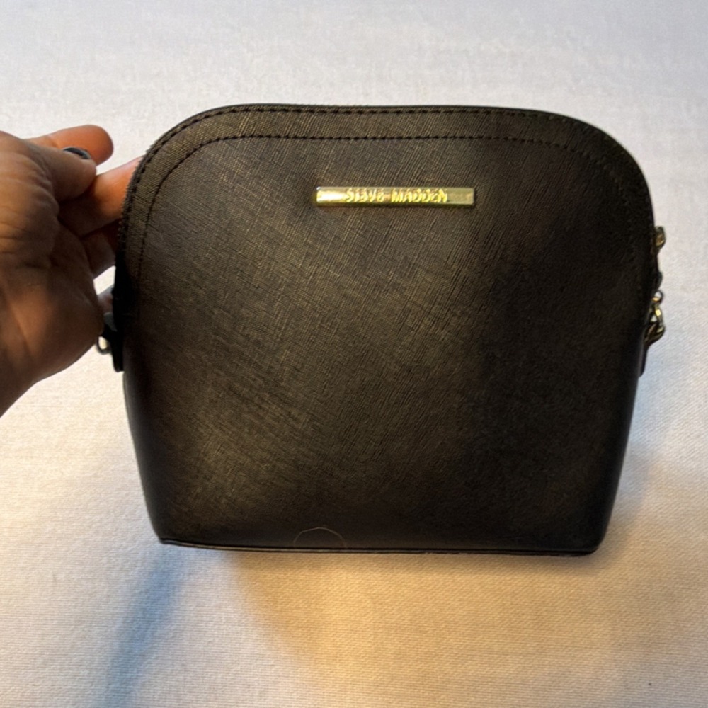 Steve Madden Black Crossbody Bag with Chain Strap and Gold Hardware